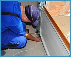 United Garage Door Detroit, MI 248-392-2101 United Garage Door Detroit, MI 248-392-2101 - sidebar-door-maintaince-15-05m